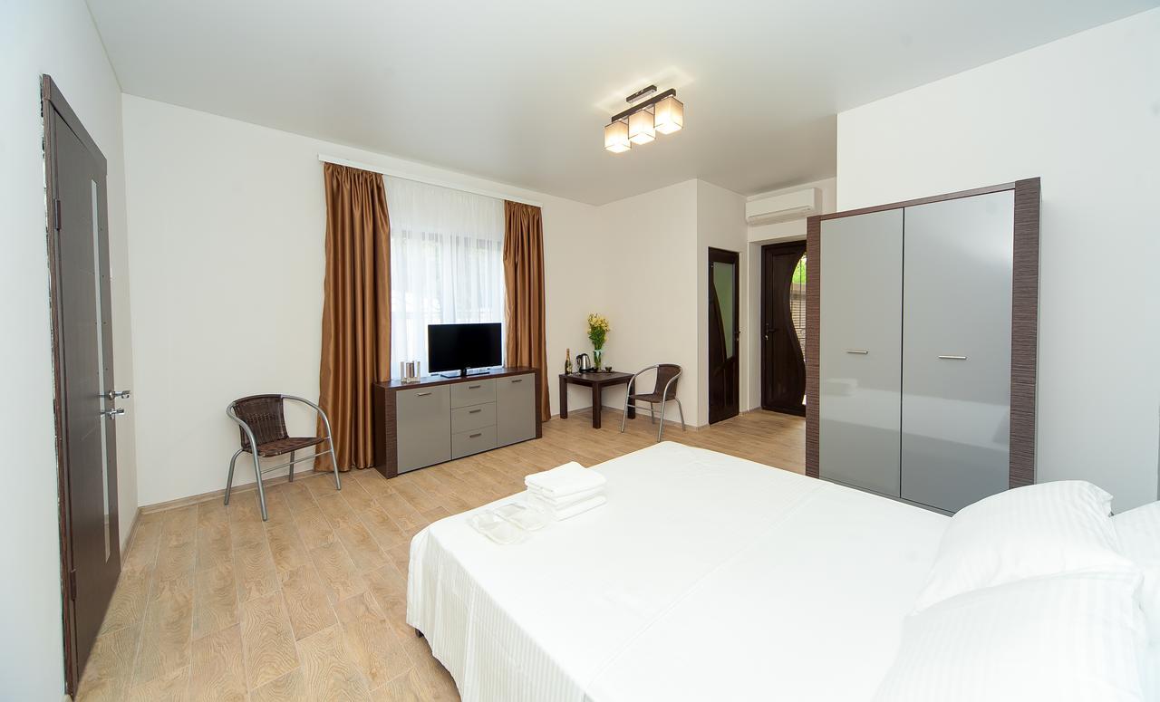 Hotel Fusion Odessa Dış mekan fotoğraf