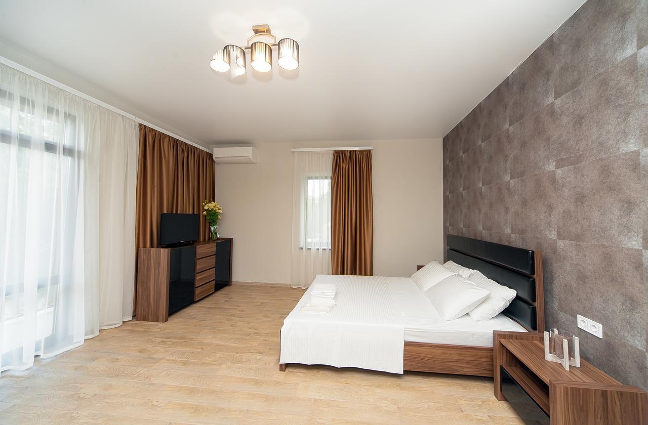 Hotel Fusion Odessa Dış mekan fotoğraf