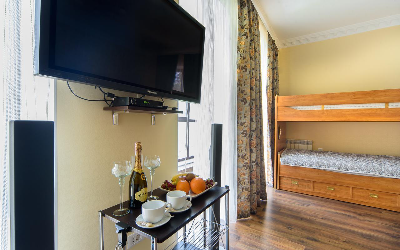 Hotel Fusion Odessa Dış mekan fotoğraf